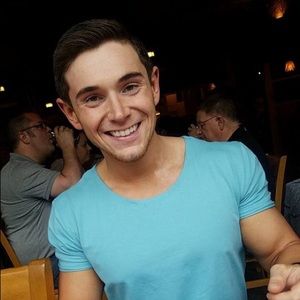 Meet your Posher, Ryan